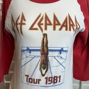 Def Leppard jersey T-shirt Red and white